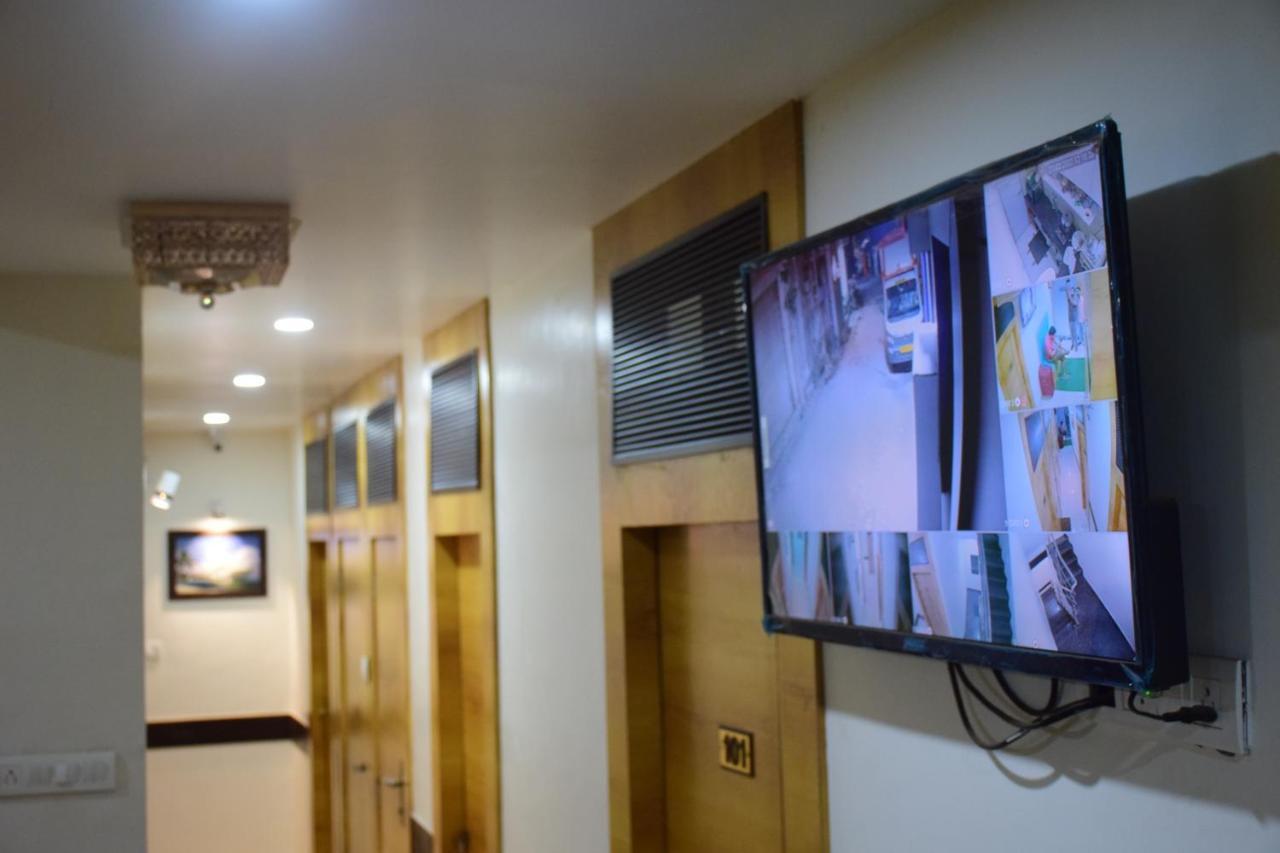 Gateway Suites Bombay Esterno foto